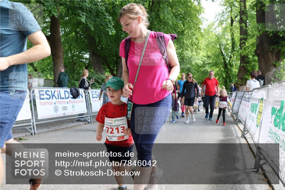 17.05.2025 - Störlauf Strokosch-Dieckow http://msf.ph/oto/7846042 17.05.2025 13:02:42 Ziel 0000, 2025, 7213, 17171 meine-sportfotos.de