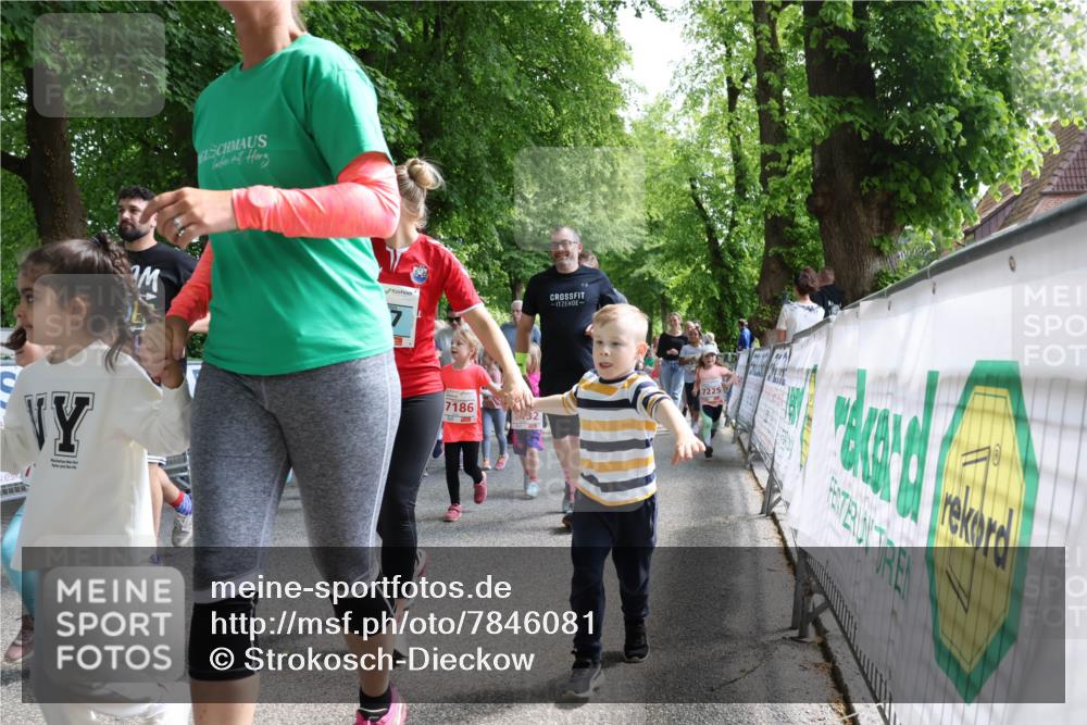 17.05.2025 - Störlauf Strokosch-Dieckow http://msf.ph/oto/7846081 17.05.2025 13:02:58 Ziel 7186, 7225 meine-sportfotos.de