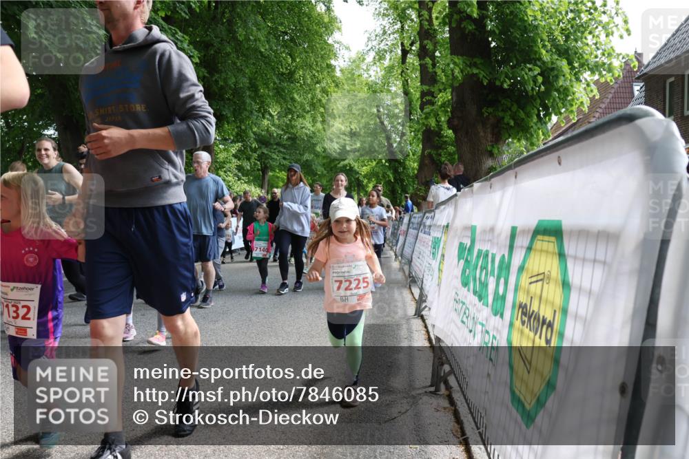 17.05.2025 - Störlauf Strokosch-Dieckow http://msf.ph/oto/7846085 17.05.2025 13:03:00 Ziel 132, 7140, 7225 meine-sportfotos.de