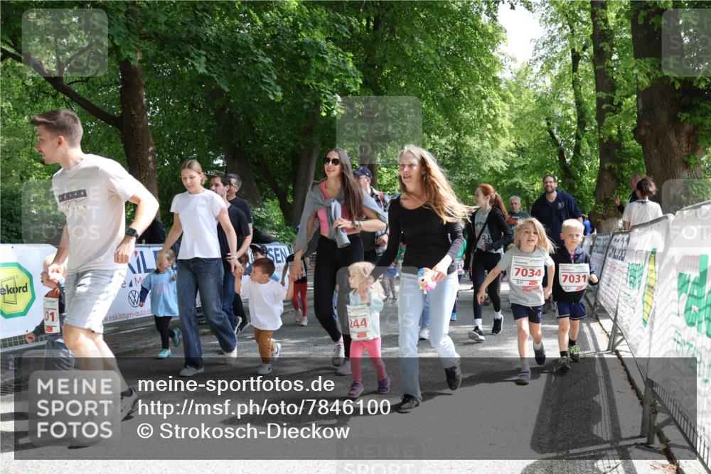 17.05.2025 - Störlauf Strokosch-Dieckow http://msf.ph/oto/7846100 17.05.2025 13:03:20 Ziel 244, 7034, 7031 meine-sportfotos.de