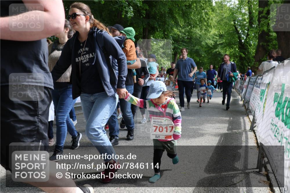 17.05.2025 - Störlauf Strokosch-Dieckow http://msf.ph/oto/7846114 17.05.2025 13:03:28 Ziel 1975, 2025, 7017, 700 meine-sportfotos.de