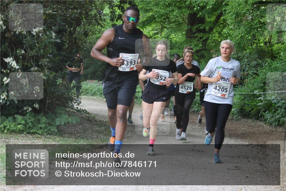 17.05.2025 - Störlauf Strokosch-Dieckow http://msf.ph/oto/7846171 17.05.2025 18:59:58 Laufen 393, 352, 4529, 4205 meine-sportfotos.de