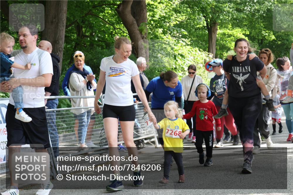 17.05.2025 - Störlauf Strokosch-Dieckow http://msf.ph/oto/7846206 17.05.2025 13:04:17 Ziel 002, 10, 202, 7268 meine-sportfotos.de