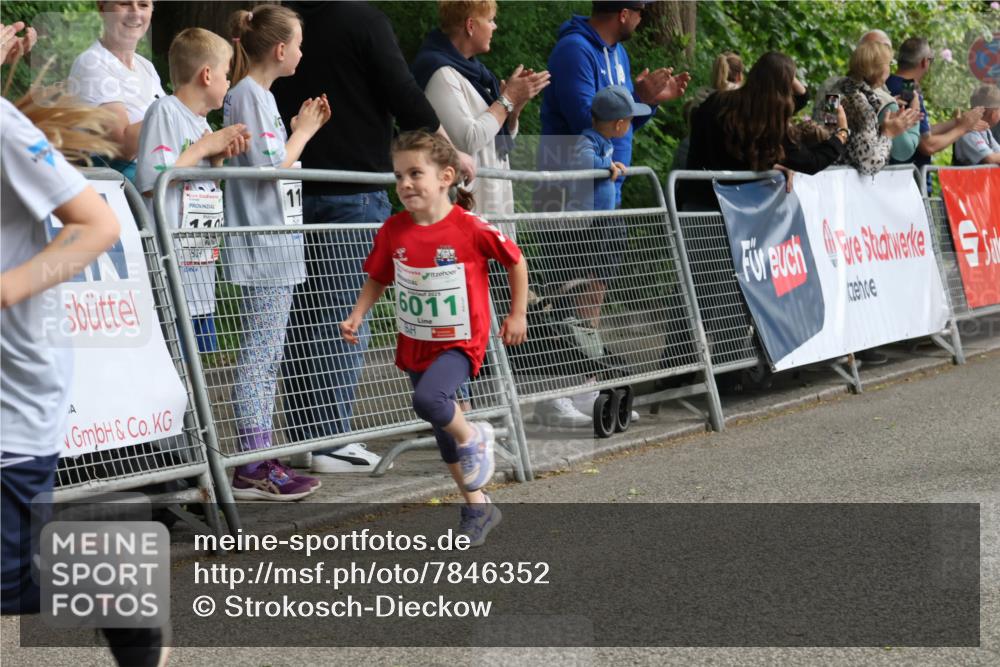 17.05.2025 - Störlauf Strokosch-Dieckow http://msf.ph/oto/7846352 17.05.2025 13:16:37 Ziel 11, 6011 meine-sportfotos.de