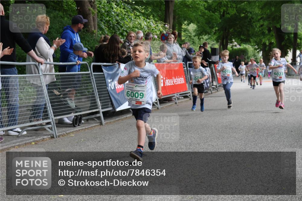 17.05.2025 - Störlauf Strokosch-Dieckow http://msf.ph/oto/7846354 17.05.2025 13:16:38 Ziel 2025, 6009, 6013, 6046, 6023 meine-sportfotos.de