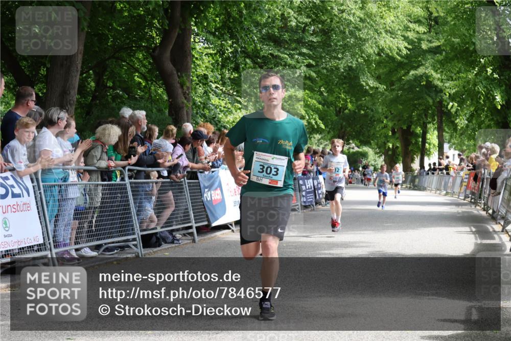 17.05.2025 - Störlauf Strokosch-Dieckow http://msf.ph/oto/7846577 17.05.2025 13:40:17 Ziel 303, 12 meine-sportfotos.de
