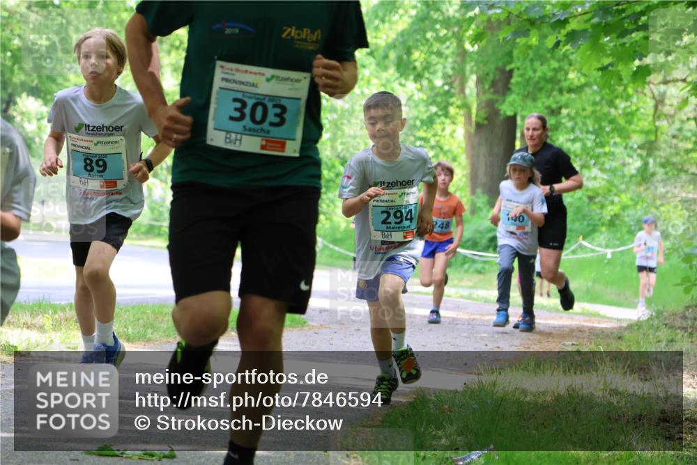 17.05.2025 - Störlauf Strokosch-Dieckow http://msf.ph/oto/7846594 17.05.2025 13:39:06 Laufen 2019, 2025, 89, 2025, 303, 2025, 294, 248, 140 meine-sportfotos.de