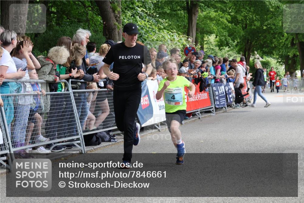 17.05.2025 - Störlauf Strokosch-Dieckow http://msf.ph/oto/7846661 17.05.2025 13:41:02 Ziel 2025, 4, 40 meine-sportfotos.de