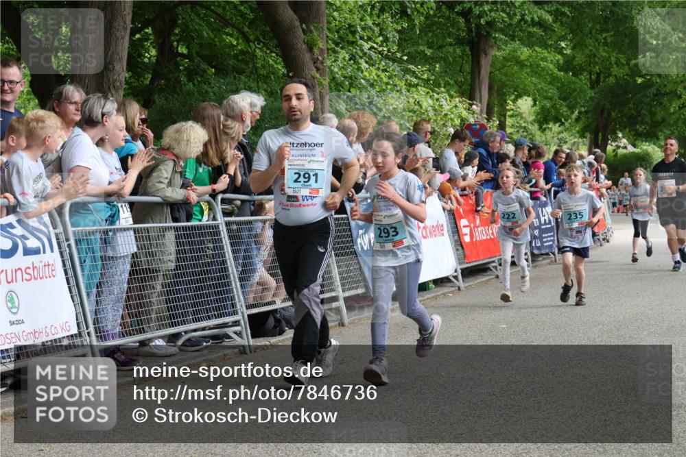 17.05.2025 - Störlauf Strokosch-Dieckow http://msf.ph/oto/7846736 17.05.2025 13:41:47 Ziel 291, 293, 235 meine-sportfotos.de
