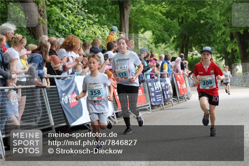 17.05.2025 - Störlauf Strokosch-Dieckow http://msf.ph/oto/7846827 17.05.2025 13:42:30 Ziel 2025, 358, 113, 208, 10 meine-sportfotos.de