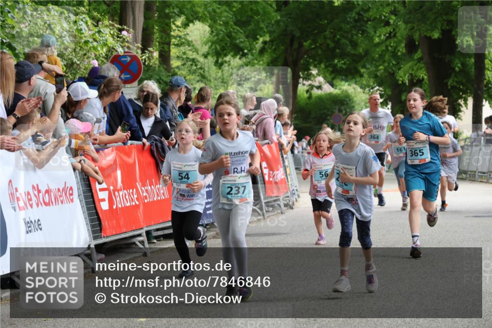 17.05.2025 - Störlauf Strokosch-Dieckow http://msf.ph/oto/7846846 17.05.2025 13:42:45 Ziel 54, 237, 56, 364, 161, 365 meine-sportfotos.de