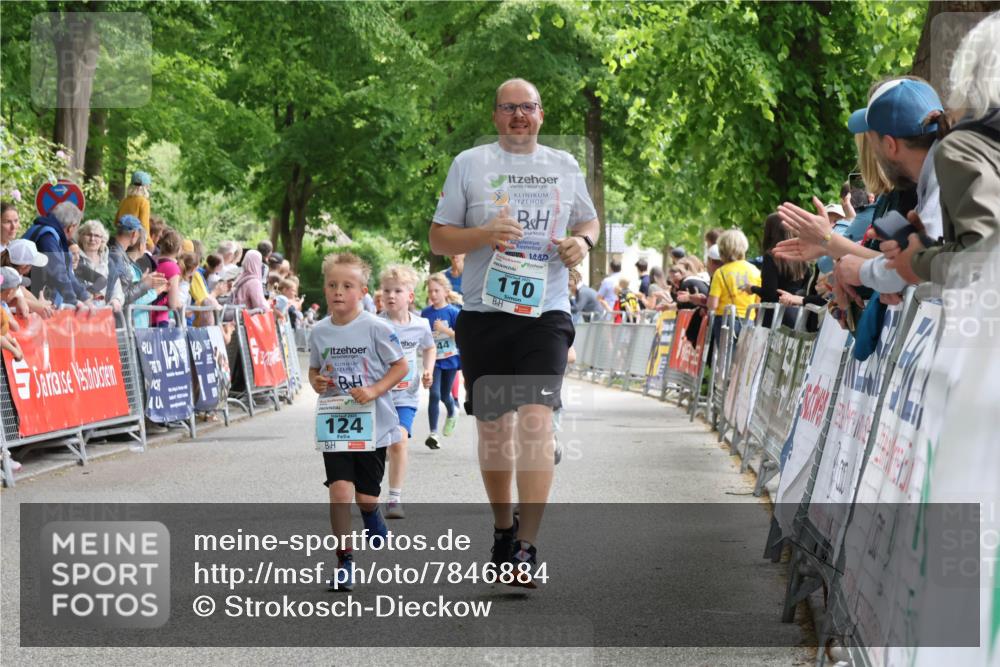 17.05.2025 - Störlauf Strokosch-Dieckow http://msf.ph/oto/7846884 17.05.2025 13:43:00 Ziel 44, 124, 144, 110 meine-sportfotos.de