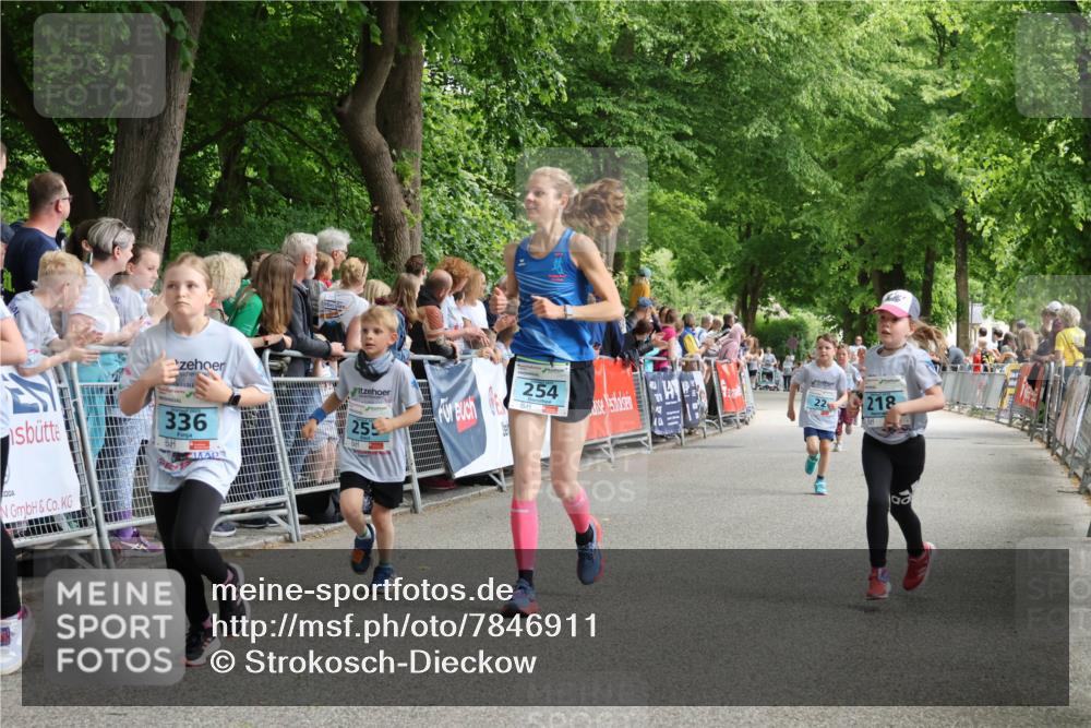 17.05.2025 - Störlauf Strokosch-Dieckow http://msf.ph/oto/7846911 17.05.2025 13:43:09 Ziel 336, 255, 254, 218 meine-sportfotos.de