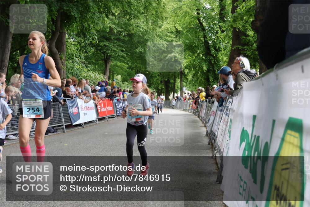 17.05.2025 - Störlauf Strokosch-Dieckow http://msf.ph/oto/7846915 17.05.2025 13:43:10 Ziel 254, 90 meine-sportfotos.de
