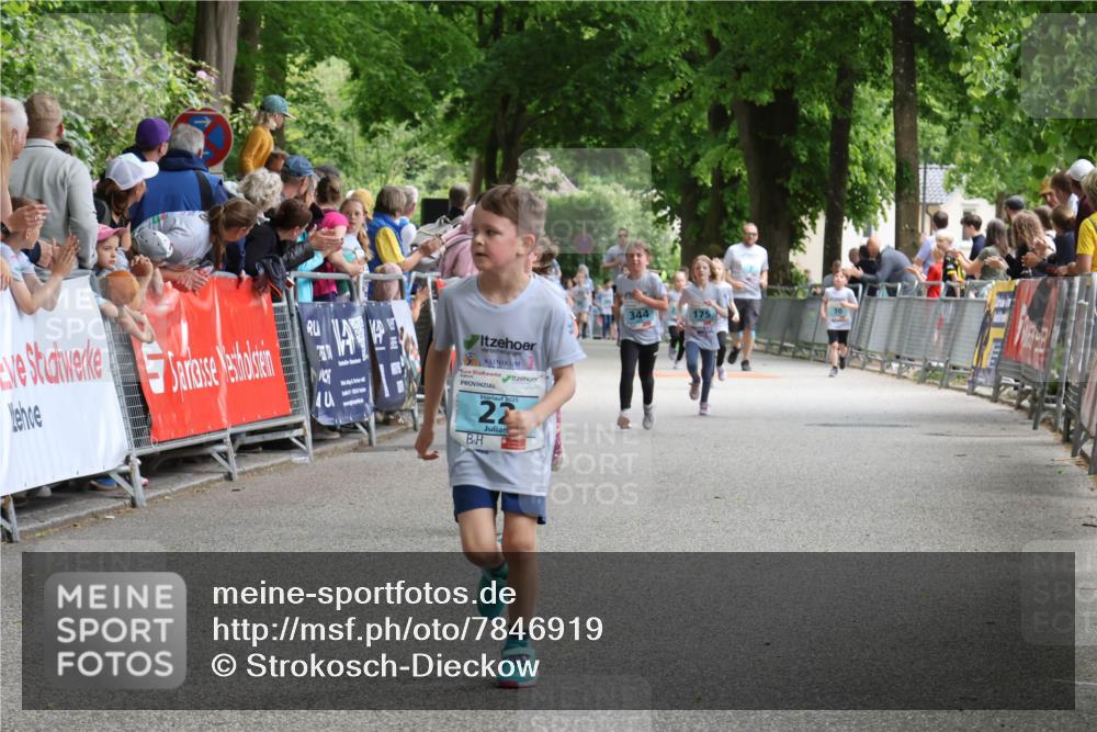 17.05.2025 - Störlauf Strokosch-Dieckow http://msf.ph/oto/7846919 17.05.2025 13:43:12 Ziel 2025, 22, 344, 175 meine-sportfotos.de