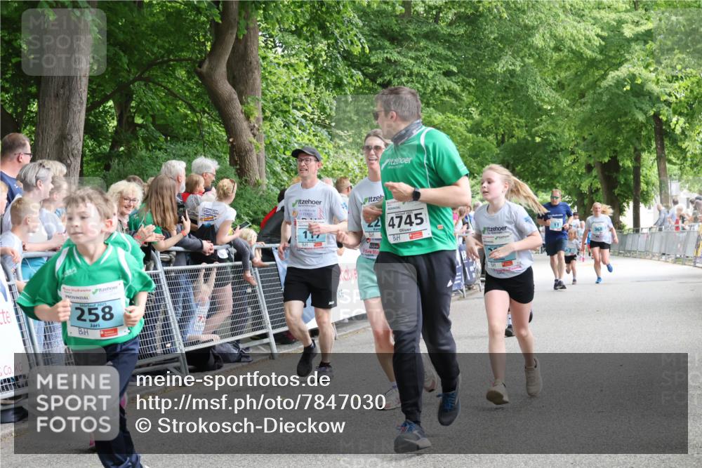 17.05.2025 - Störlauf Strokosch-Dieckow http://msf.ph/oto/7847030 17.05.2025 13:43:58 Ziel 2025, 258, 22, 4745, 11, 368 meine-sportfotos.de