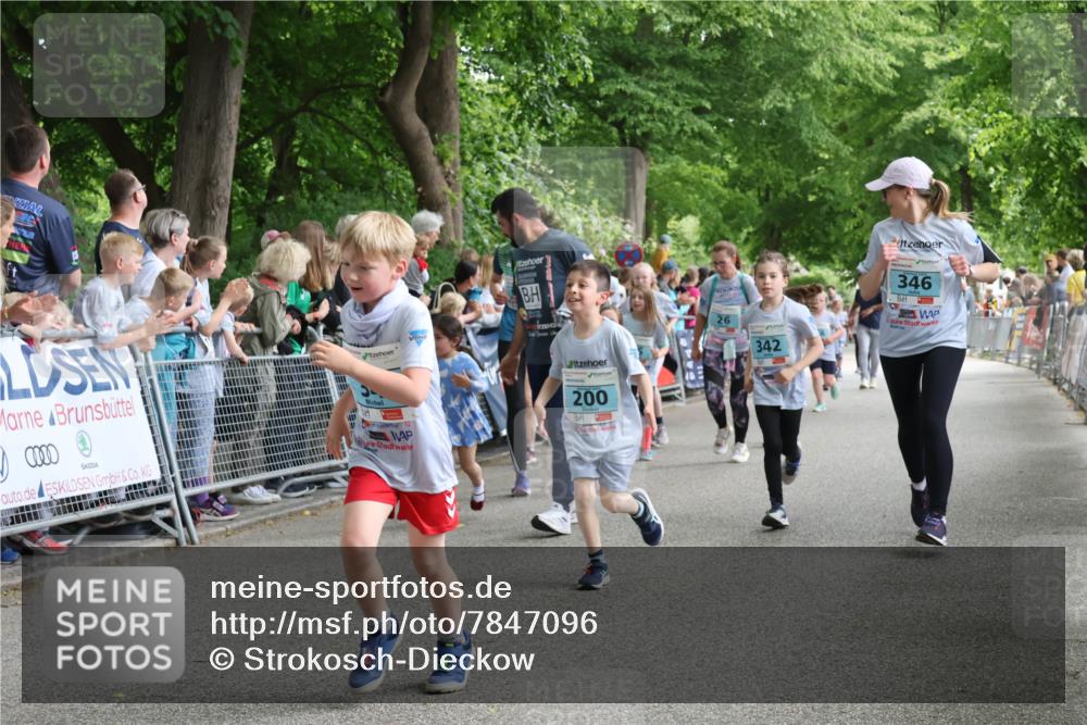 17.05.2025 - Störlauf Strokosch-Dieckow http://msf.ph/oto/7847096 17.05.2025 13:44:30 Ziel 0000, 200, 26, 342, 346 meine-sportfotos.de