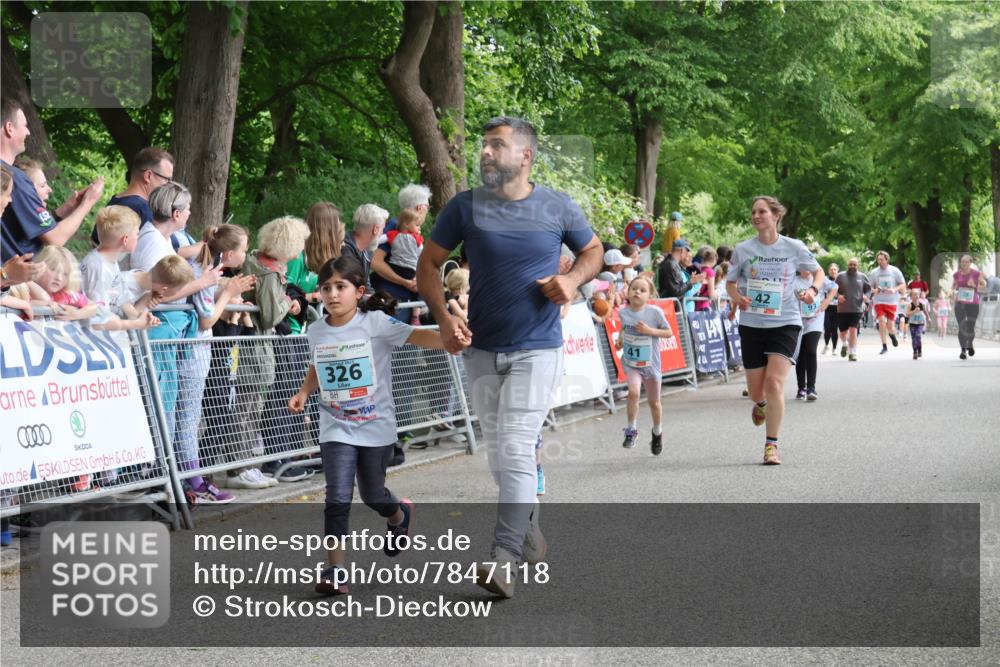 17.05.2025 - Störlauf Strokosch-Dieckow http://msf.ph/oto/7847118 17.05.2025 13:44:39 Ziel 326, 41, 42 meine-sportfotos.de