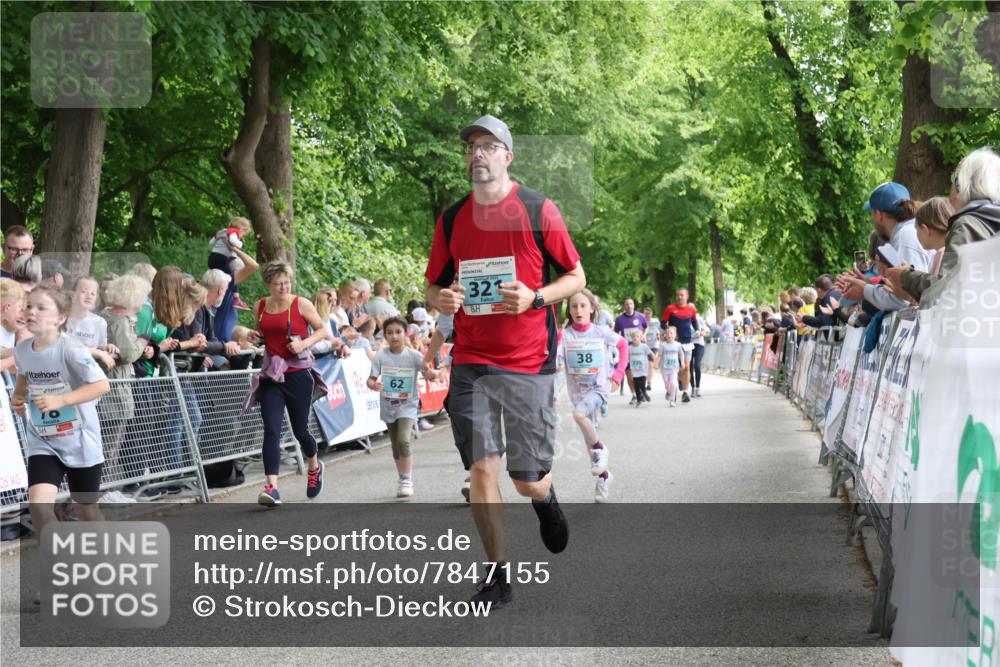 17.05.2025 - Störlauf Strokosch-Dieckow http://msf.ph/oto/7847155 17.05.2025 13:44:57 Ziel 62, 32, 38, 279 meine-sportfotos.de