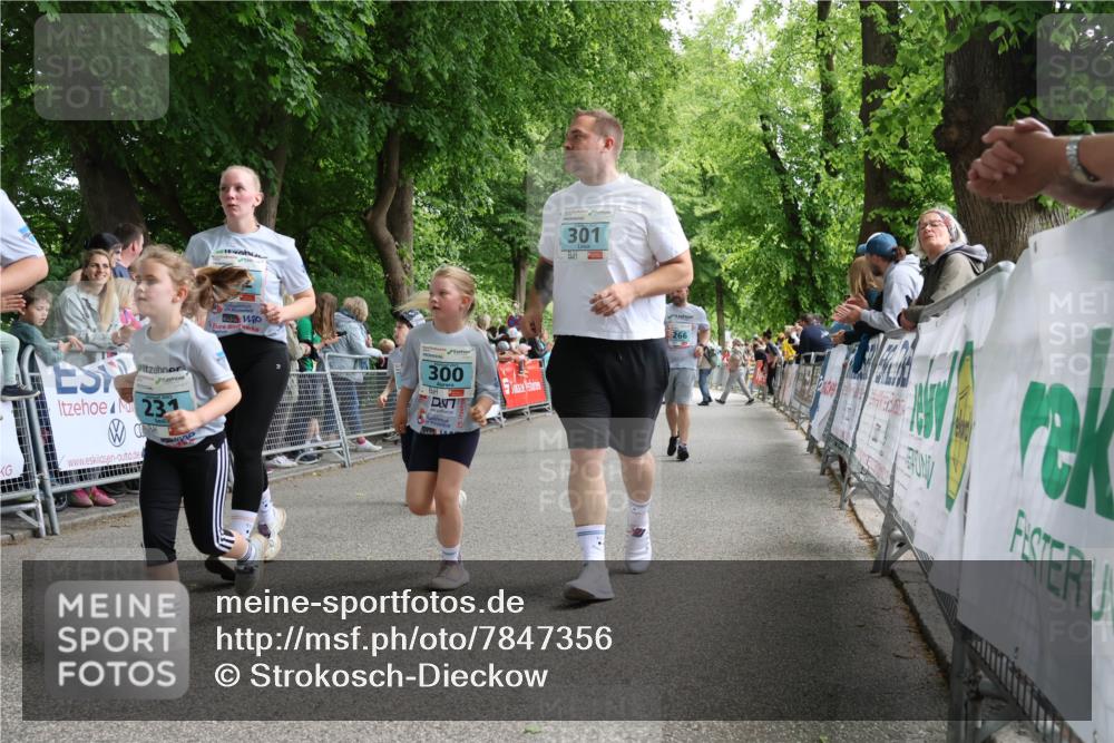 17.05.2025 - Störlauf Strokosch-Dieckow http://msf.ph/oto/7847356 17.05.2025 13:46:32 Ziel 231, 300, 14, 301, 266 meine-sportfotos.de
