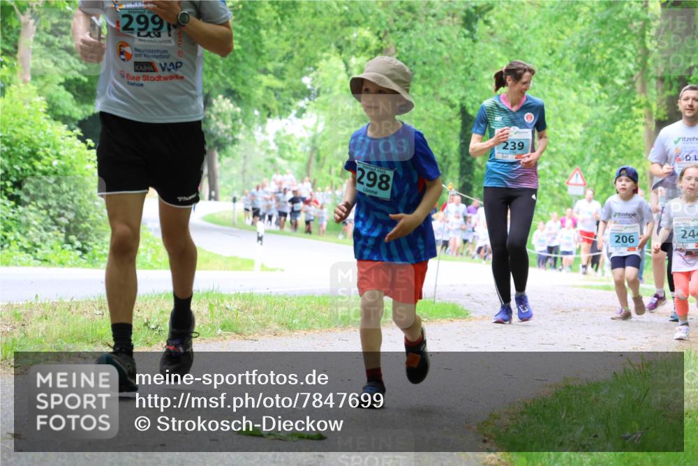17.05.2025 - Störlauf Strokosch-Dieckow http://msf.ph/oto/7847699 17.05.2025 13:42:24 Laufen 299, 25, 2025, 298, 239, 206, 244 meine-sportfotos.de