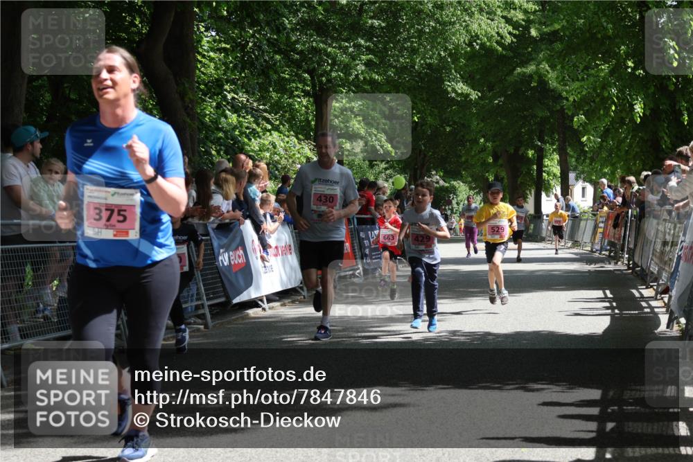 17.05.2025 - Störlauf Strokosch-Dieckow http://msf.ph/oto/7847846 17.05.2025 13:56:52 Ziel 375, 430, 529, 663, 429, 10 meine-sportfotos.de