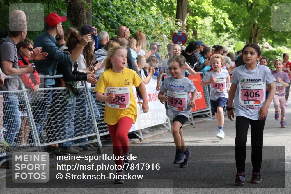 17.05.2025 - Störlauf Strokosch-Dieckow http://msf.ph/oto/7847916 17.05.2025 13:57:20 Ziel 2025, 96, 25, 674, 391, 2025, 406, 556 meine-sportfotos.de