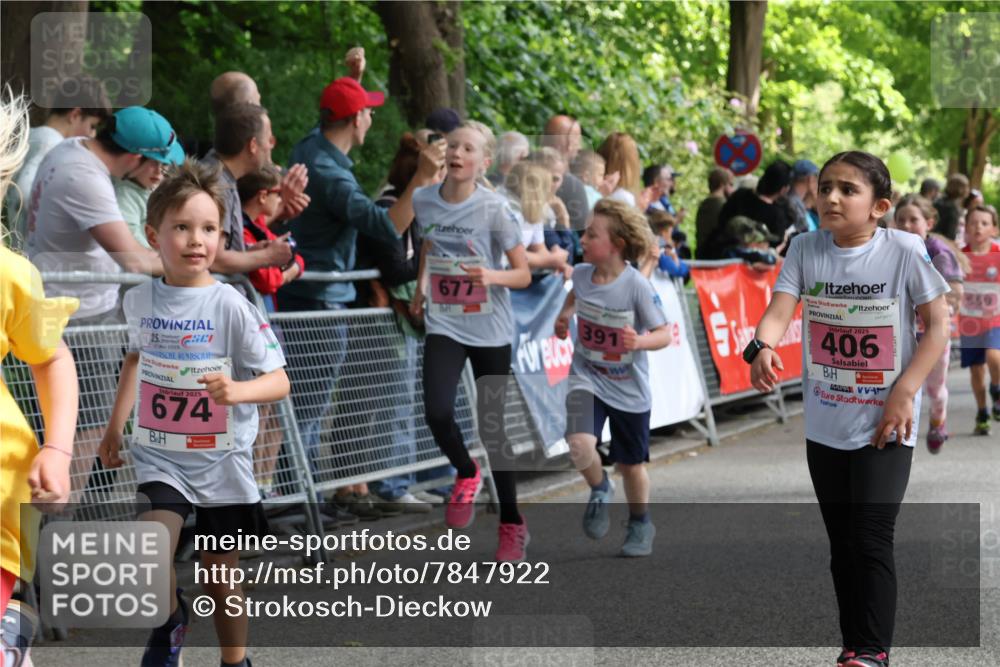 17.05.2025 - Störlauf Strokosch-Dieckow http://msf.ph/oto/7847922 17.05.2025 13:57:22 Ziel 25, 17, 2025, 2025, 674, 677, 391, 2025, 406, 659 meine-sportfotos.de