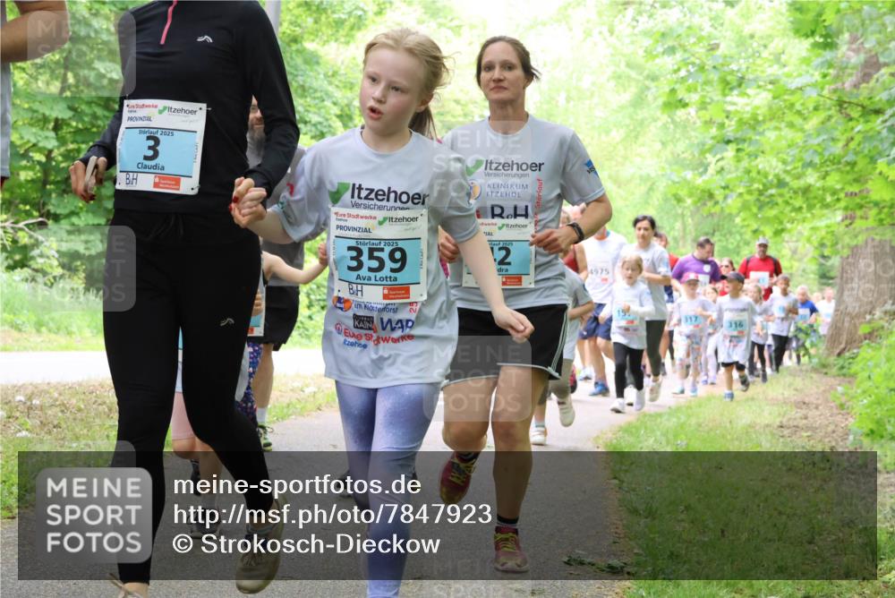 17.05.2025 - Störlauf Strokosch-Dieckow http://msf.ph/oto/7847923 17.05.2025 13:42:59 Laufen 2025, 3, 2025, 359, 2025, 12, 4975, 317 meine-sportfotos.de