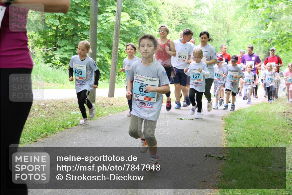 17.05.2025 - Störlauf Strokosch-Dieckow http://msf.ph/oto/7847948 17.05.2025 13:43:01 Laufen 4975, 149, 20, 62, 157, 317, 31, 279, 48 meine-sportfotos.de