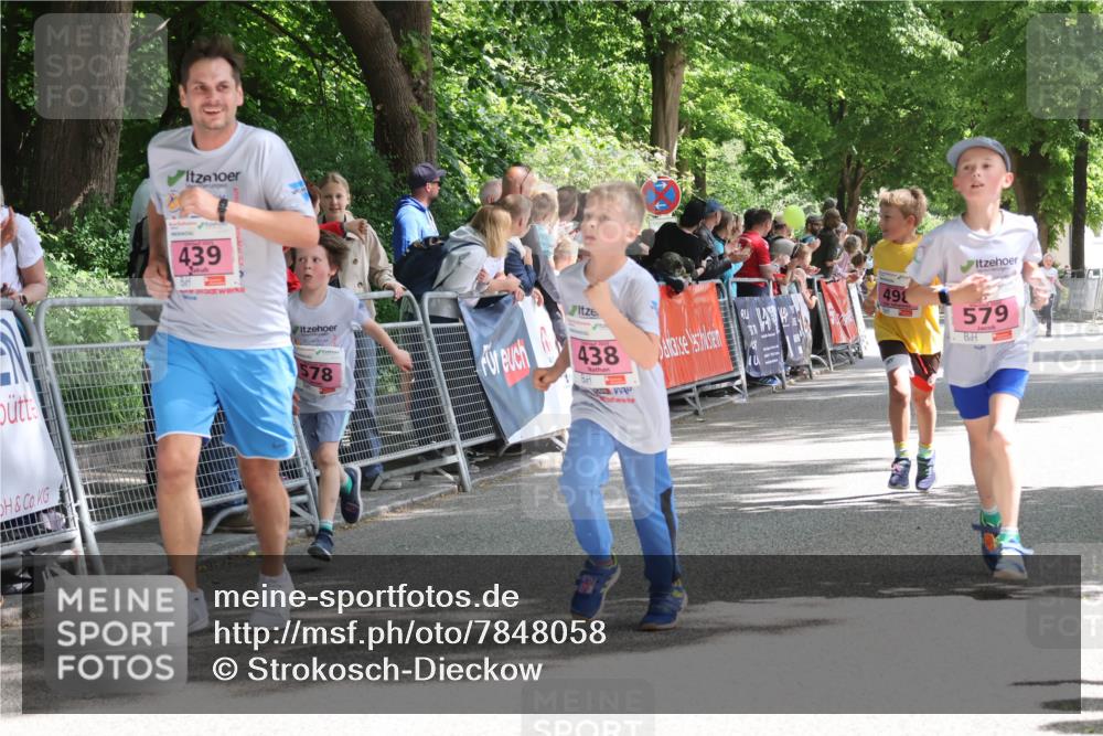 17.05.2025 - Störlauf Strokosch-Dieckow http://msf.ph/oto/7848058 17.05.2025 13:58:10 Ziel 439, 578, 438, 49, 579 meine-sportfotos.de
