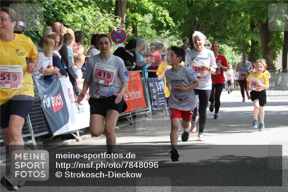 17.05.2025 - Störlauf Strokosch-Dieckow http://msf.ph/oto/7848096 17.05.2025 13:58:28 Ziel 4, 419, 2025, 519, 581, 380, 465 meine-sportfotos.de