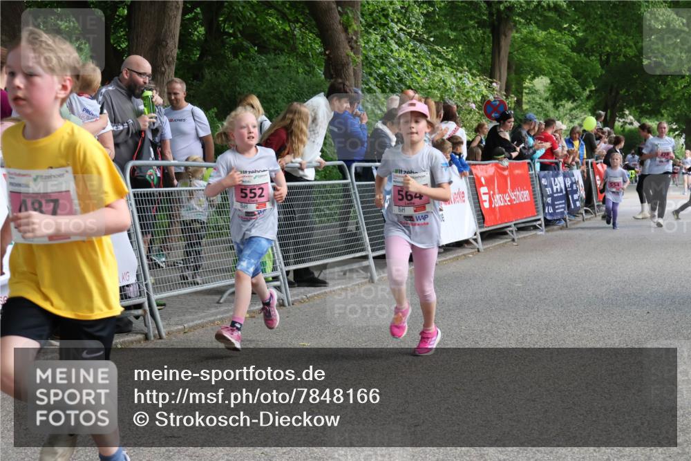 17.05.2025 - Störlauf Strokosch-Dieckow http://msf.ph/oto/7848166 17.05.2025 13:58:50 Ziel 487, 552, 564, 554 meine-sportfotos.de