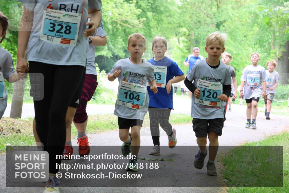 17.05.2025 - Störlauf Strokosch-Dieckow http://msf.ph/oto/7848188 17.05.2025 13:43:37 Laufen 2025, 328, 2025, 104, 2025, 13, 2025, 120, 72 meine-sportfotos.de