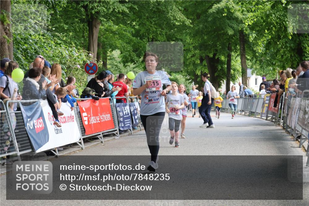 17.05.2025 - Störlauf Strokosch-Dieckow http://msf.ph/oto/7848235 17.05.2025 13:59:31 Ziel 15, 1, 432, 379 meine-sportfotos.de
