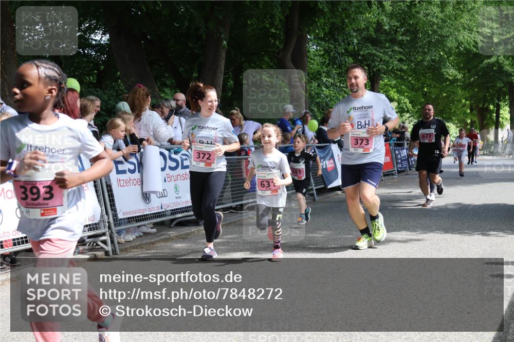 17.05.2025 - Störlauf Strokosch-Dieckow http://msf.ph/oto/7848272 17.05.2025 13:59:58 Ziel 372, 2025, 393, 641, 63, 373, 3, 672 meine-sportfotos.de