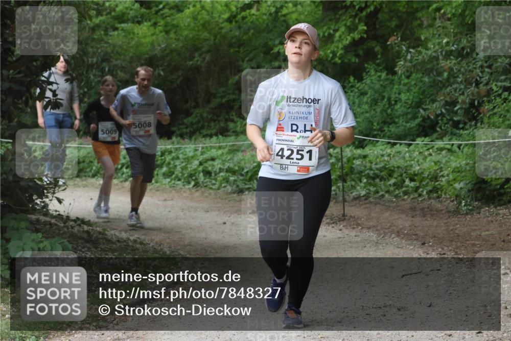 17.05.2025 - Störlauf Strokosch-Dieckow http://msf.ph/oto/7848327 17.05.2025 19:08:28 Laufen 5009, 5008, 2025, 4251 meine-sportfotos.de