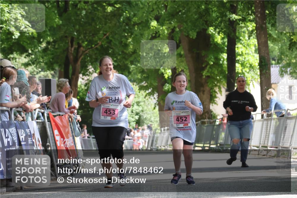 17.05.2025 - Störlauf Strokosch-Dieckow http://msf.ph/oto/7848462 17.05.2025 14:02:51 Ziel 7, 25524, 453, 452 meine-sportfotos.de