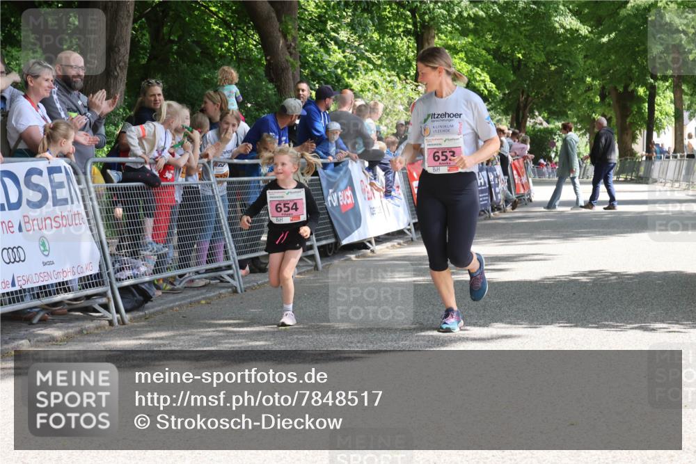 17.05.2025 - Störlauf Strokosch-Dieckow http://msf.ph/oto/7848517 17.05.2025 14:04:36 Ziel 0000, 654, 653 meine-sportfotos.de