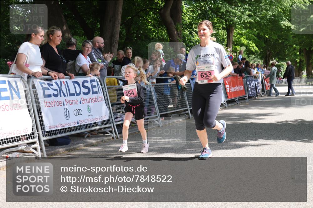 17.05.2025 - Störlauf Strokosch-Dieckow http://msf.ph/oto/7848522 17.05.2025 14:04:37 Ziel 0000, 654, 653 meine-sportfotos.de