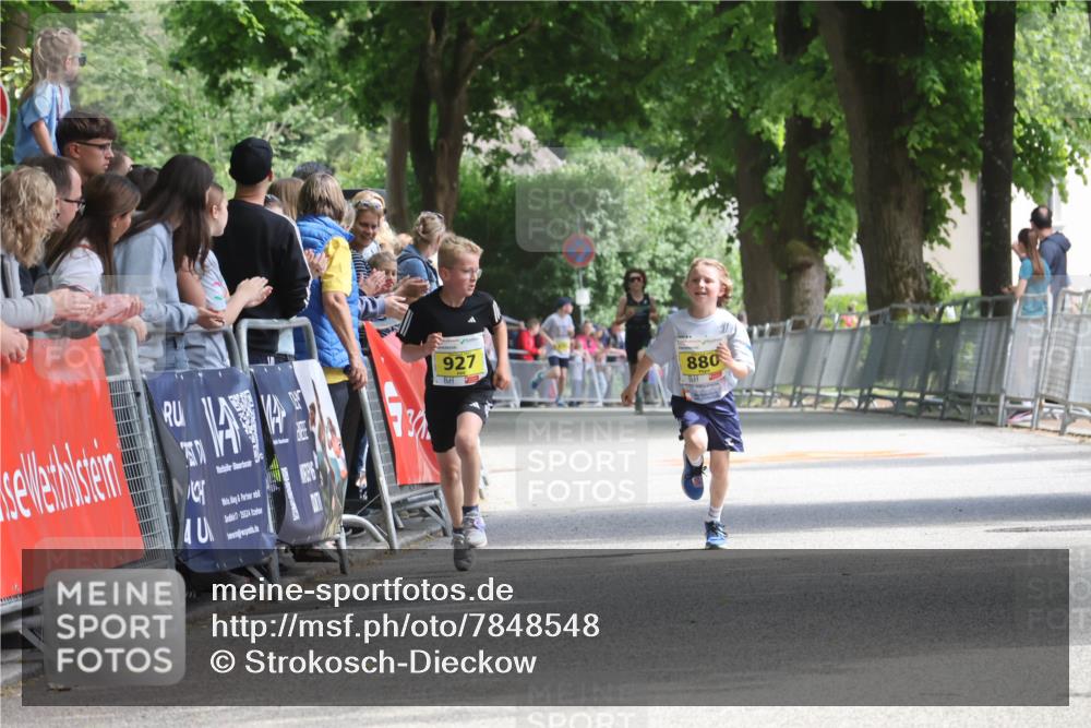 17.05.2025 - Störlauf Strokosch-Dieckow http://msf.ph/oto/7848548 17.05.2025 14:08:17 Ziel 7, 25524, 13, 927, 880 meine-sportfotos.de