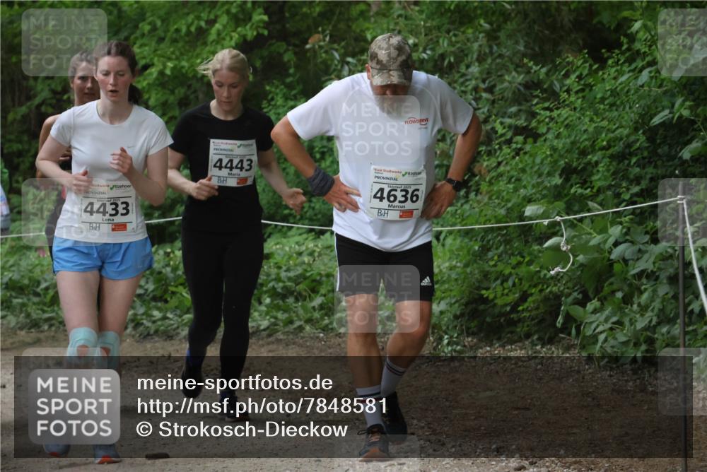 17.05.2025 - Störlauf Strokosch-Dieckow http://msf.ph/oto/7848581 17.05.2025 19:09:39 Laufen 4433, 4443, 2025, 4636 meine-sportfotos.de
