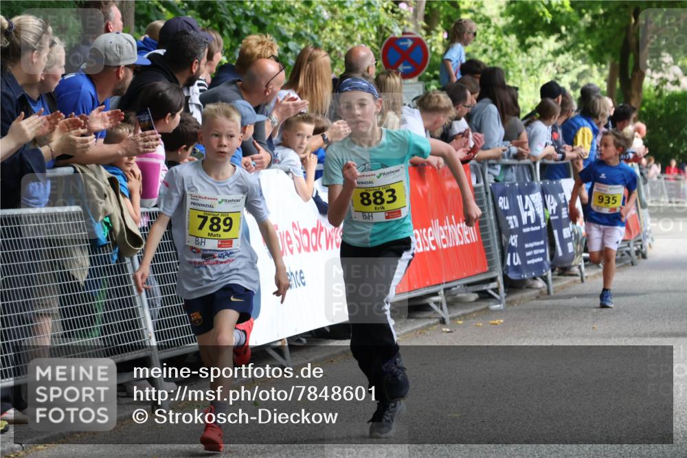 17.05.2025 - Störlauf Strokosch-Dieckow http://msf.ph/oto/7848601 17.05.2025 14:09:45 Ziel 2025, 789, 2025, 883, 935 meine-sportfotos.de