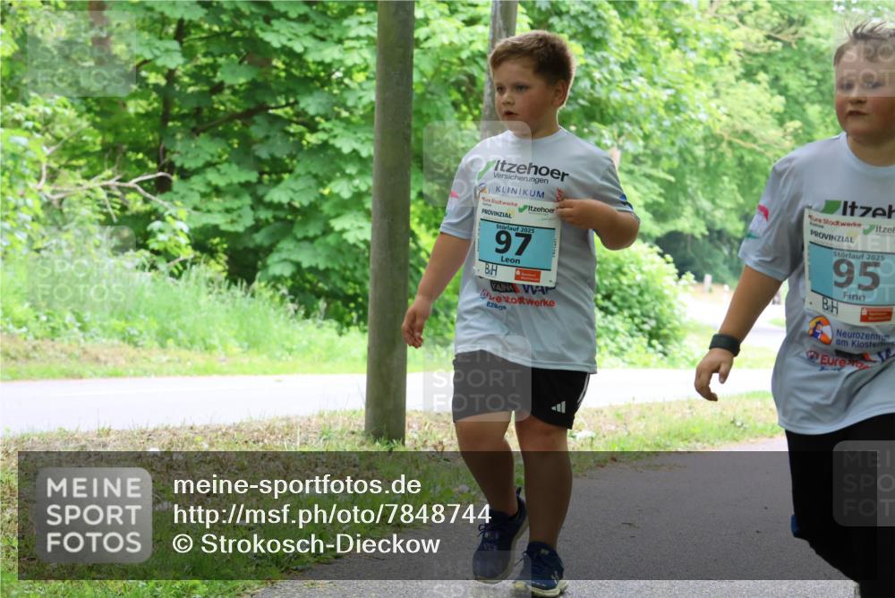17.05.2025 - Störlauf Strokosch-Dieckow http://msf.ph/oto/7848744 17.05.2025 13:45:50 Laufen 2025, 97, 2025, 95 meine-sportfotos.de
