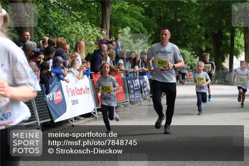 17.05.2025 - Störlauf Strokosch-Dieckow http://msf.ph/oto/7848745 17.05.2025 14:11:20 Ziel 926, 685, 776, 20, 888 meine-sportfotos.de