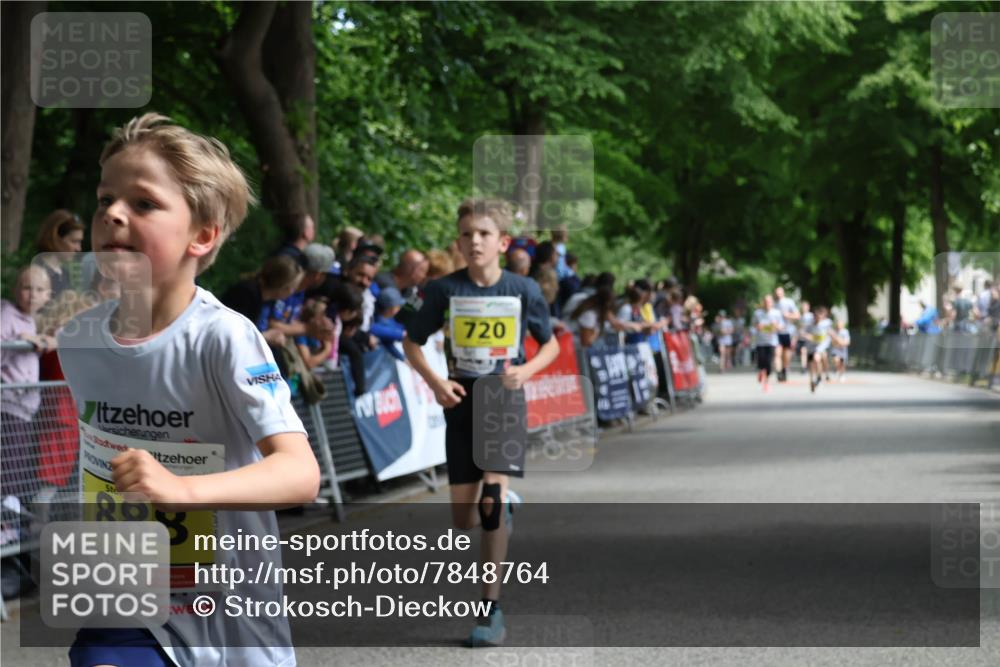 17.05.2025 - Störlauf Strokosch-Dieckow http://msf.ph/oto/7848764 17.05.2025 14:11:25 Ziel 888, 2, 720 meine-sportfotos.de