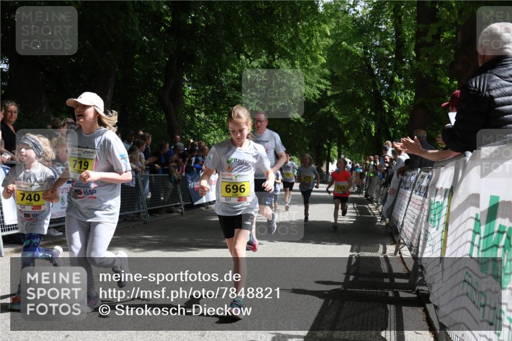 17.05.2025 - Störlauf Strokosch-Dieckow http://msf.ph/oto/7848821 17.05.2025 14:11:47 Ziel 740, 719, 696, 197, 973, 749 meine-sportfotos.de
