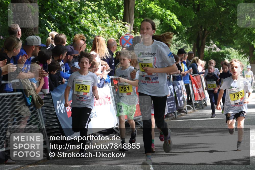 17.05.2025 - Störlauf Strokosch-Dieckow http://msf.ph/oto/7848855 17.05.2025 14:12:10 Ziel 738, 781, 19, 204, 703, 739, 948 meine-sportfotos.de