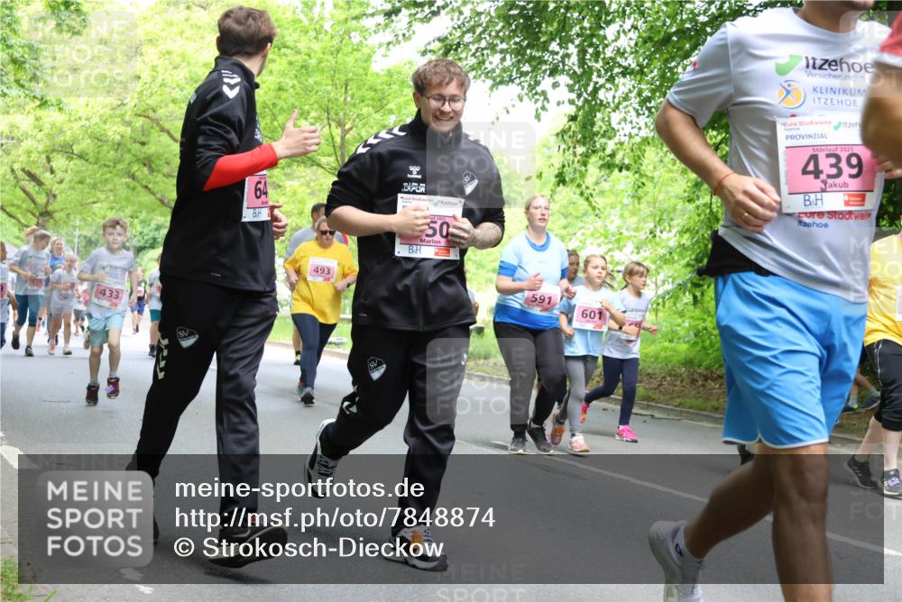 17.05.2025 - Störlauf Strokosch-Dieckow http://msf.ph/oto/7848874 17.05.2025 13:46:55 Laufen 575, 433, 64, 493, 50, 591, 601, 2025, 439 meine-sportfotos.de