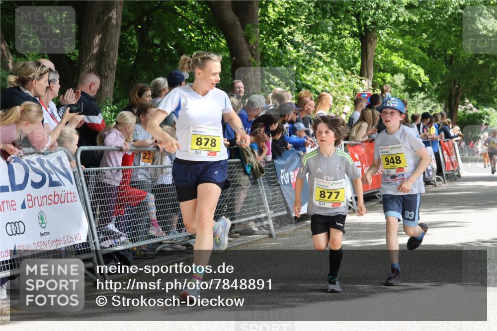 17.05.2025 - Störlauf Strokosch-Dieckow http://msf.ph/oto/7848891 17.05.2025 14:12:21 Ziel 878, 877, 948, 93 meine-sportfotos.de